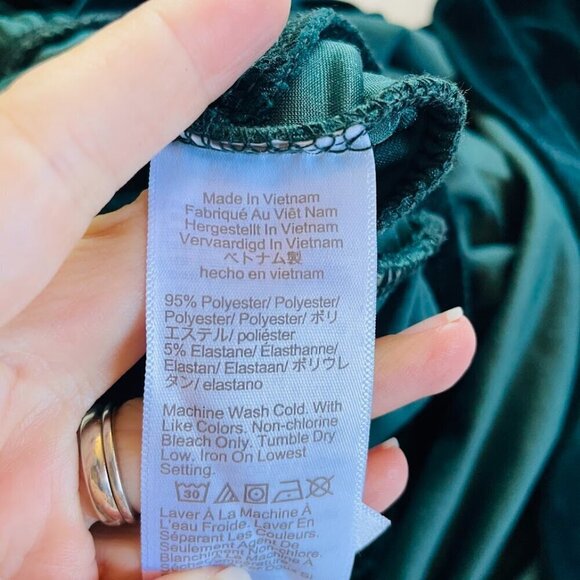 NWT J. Crew Velvet Tiered Midi Emerald Green Holiday Christmas Winter Ruffle - Picture 9 of 13